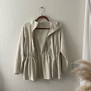 Lululemon Lightweight Ivory Jacket 6